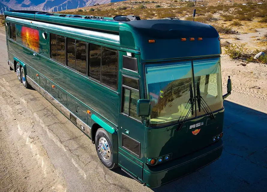 MCI Bus