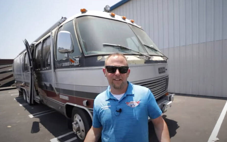 89 Airstream